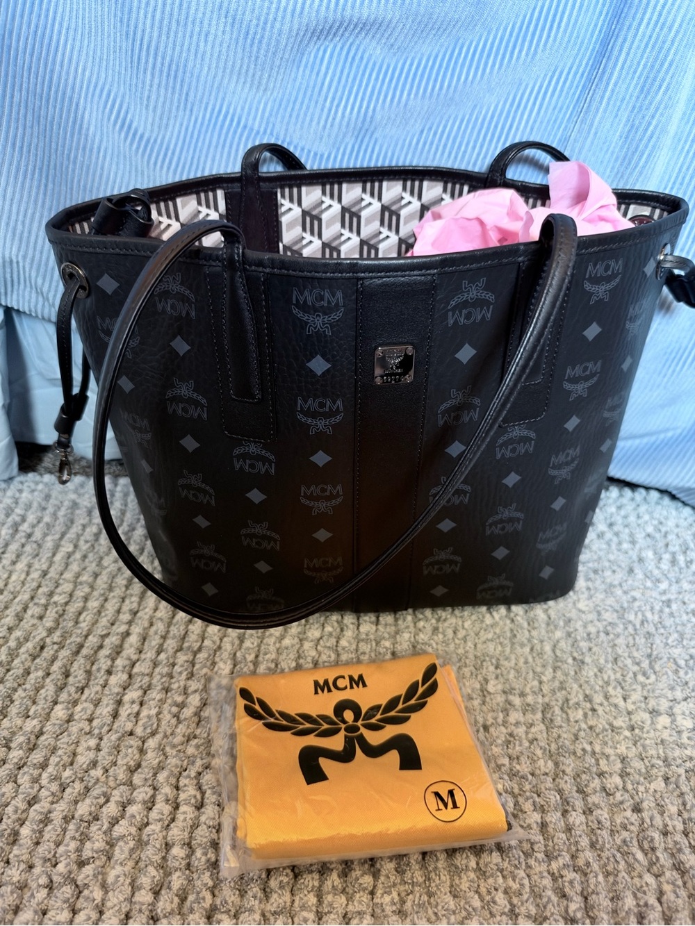 Mcm small Liz tote bag black